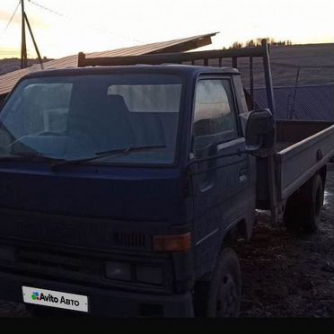 Бортовой грузовик Toyota ToyoAce, 1992