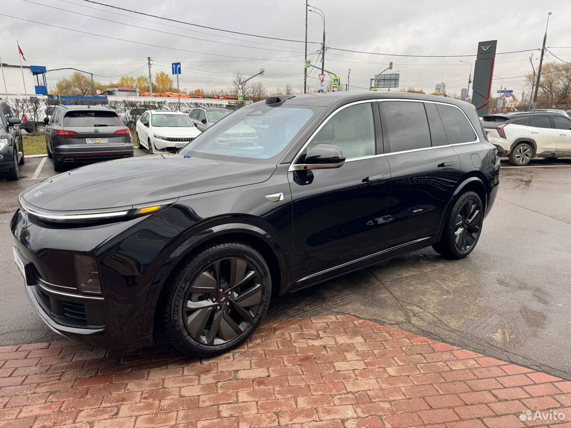 Li Auto L9 1.5 AT, 2025