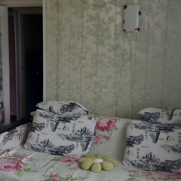 2-к. квартира, 41,2 м², 1/3 эт.