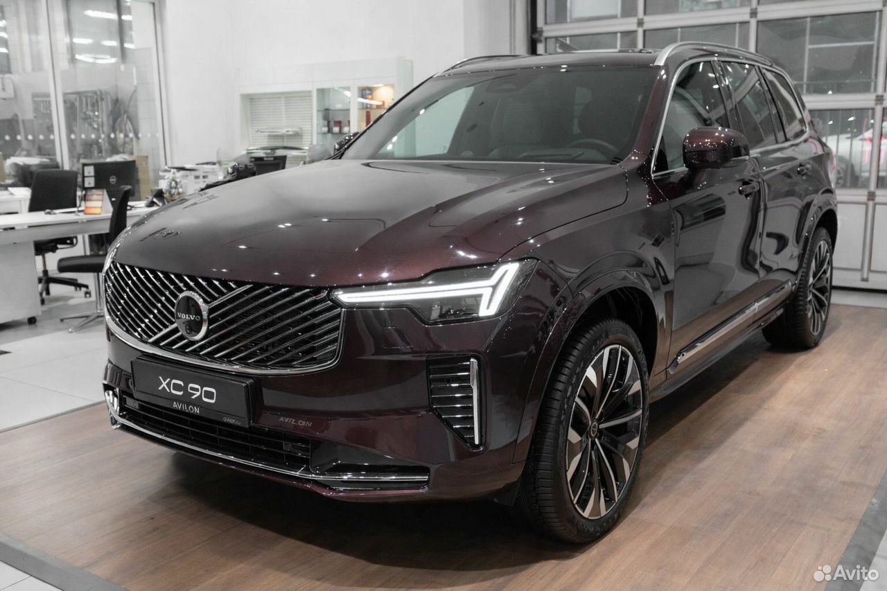 Volvo XC90 2.0 AT, 2025