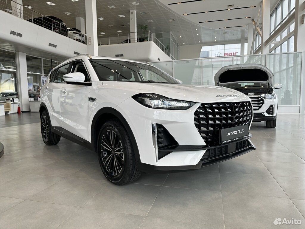 Jetour X70 Plus 1.6 AMT, 2026