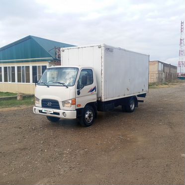 Изотермический фургон 22 м³ Hyundai HD78, 2012